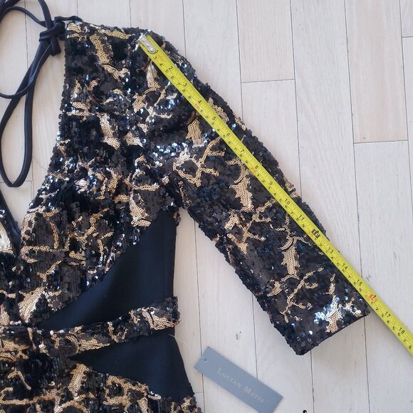 LUCIAN MATIS ! Squains V-neck Dress (US/4) - Picture 12 of 14